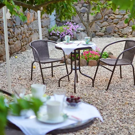 Losa Bed and breakfast *